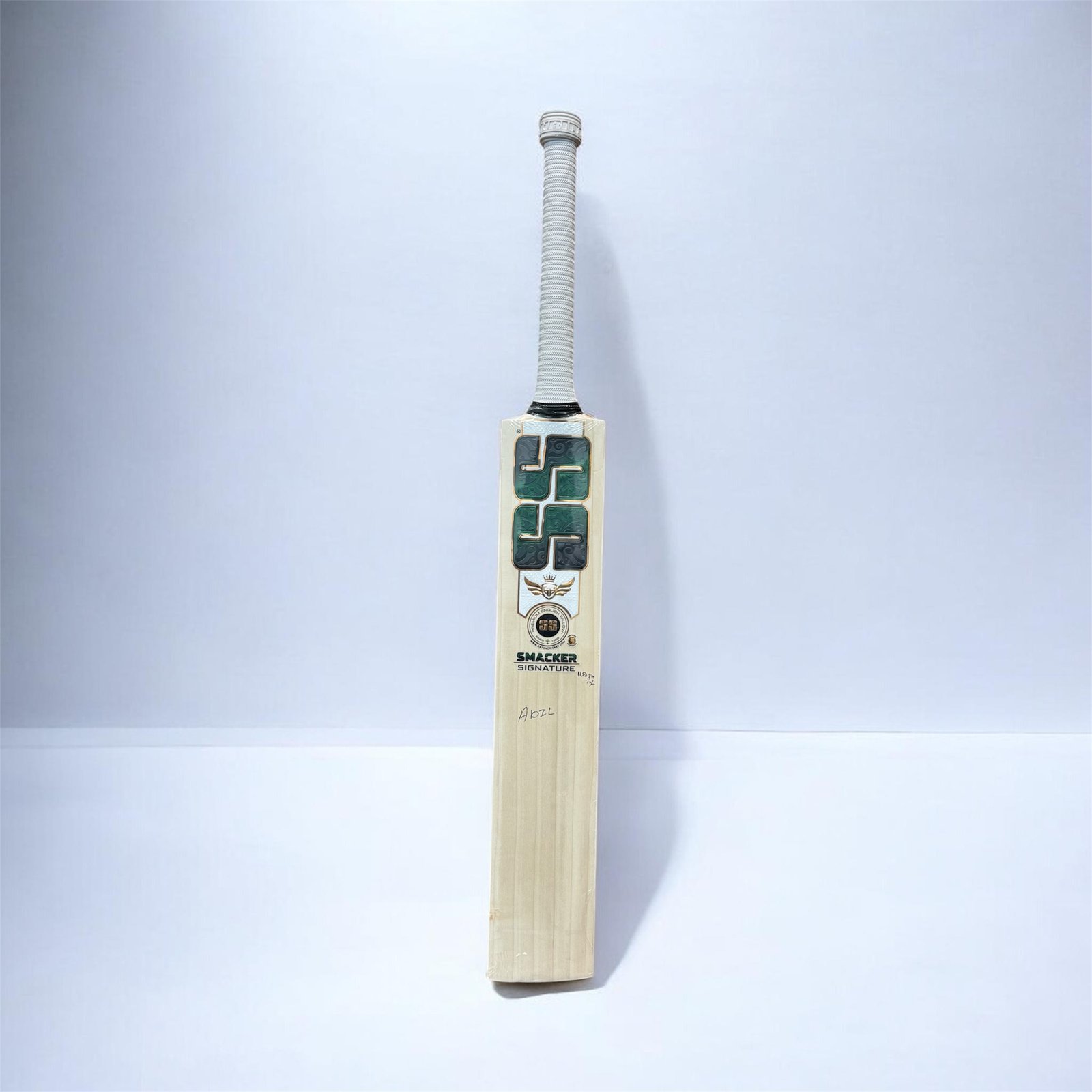 SS TON GG Smacker Signature Cricket Bat (1180)